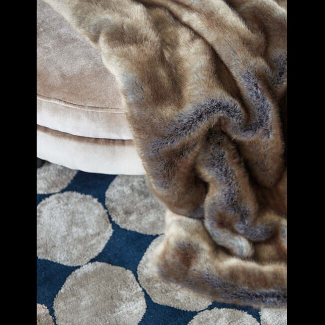 【海外取寄品】zinc(ジンク) Blue Fox クッション 50x50cm 中材付