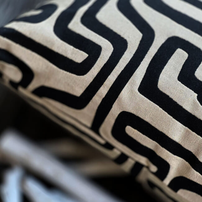 The Organic Maze 迷路柄 スタイルジャガード クッションカバー 45×45cm