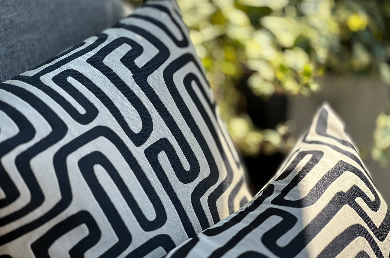 The Organic Maze 迷路柄 スタイルジャガード クッションカバー 45×45cm