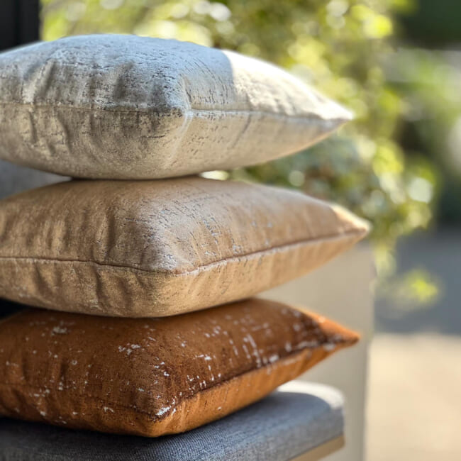 The SPHINX スフィンクス フレンチデザインベルベット クッションカバー (グレージュ) 45×45cm